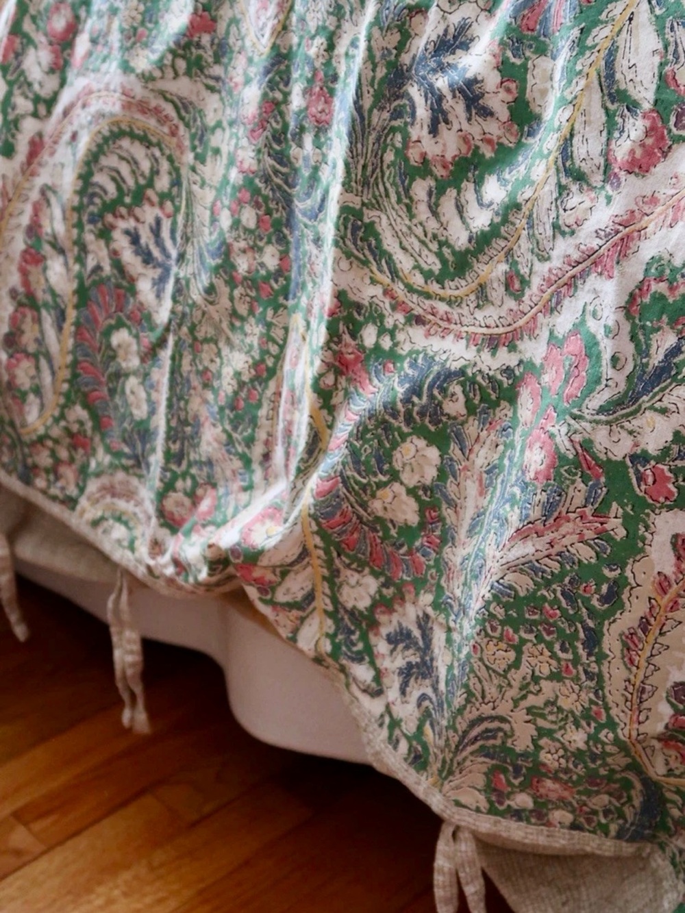 Ralph Lauren Allie Paisley Queen Duvet Cover with 1 Standard Sham Green paisley - Picture 6 of 11